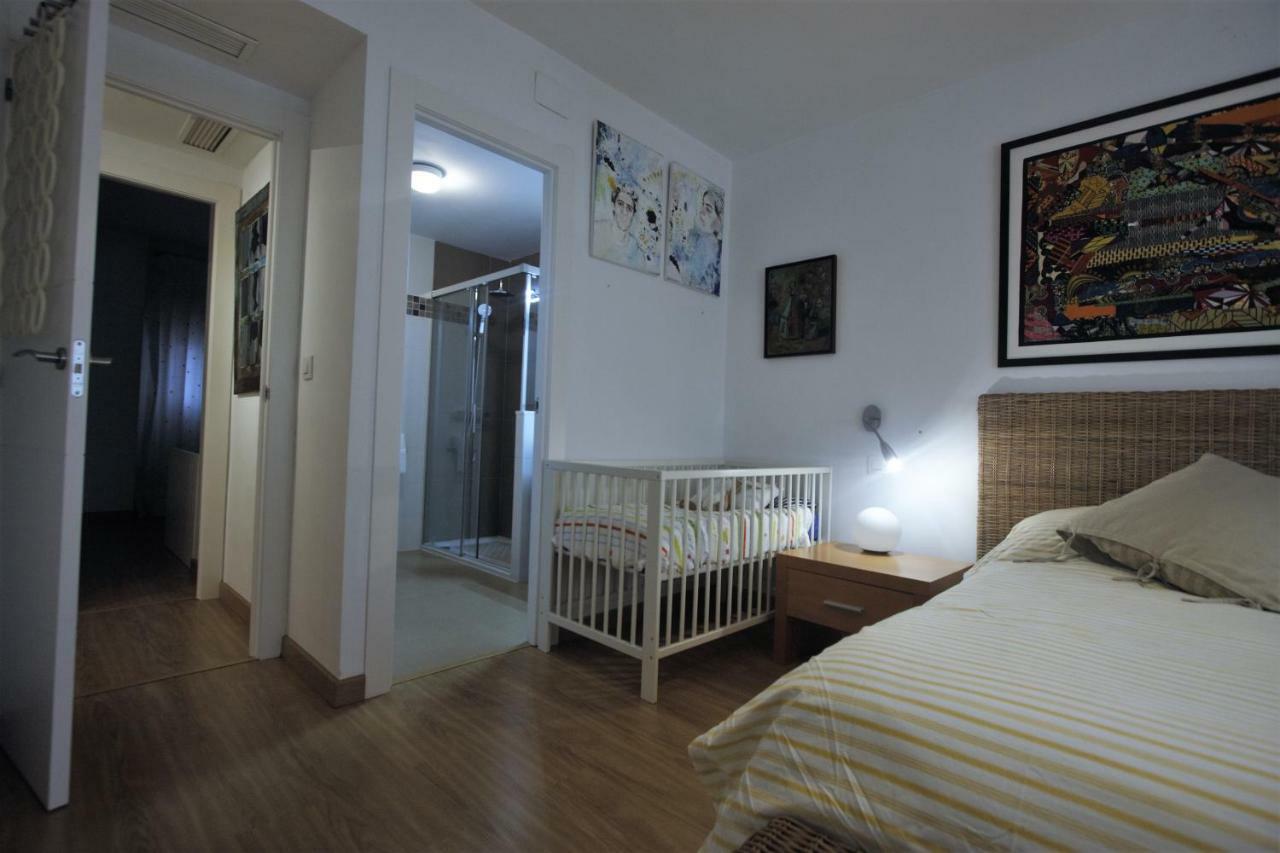 Bonito Apart. Con Parking Y Piscina Mairena del Aljarafe Exterior photo